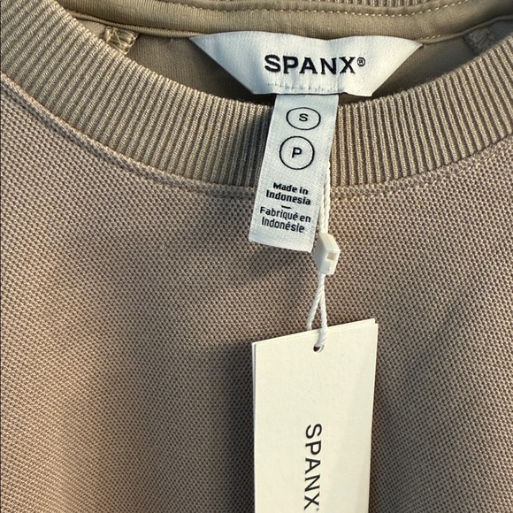 Spanx AirEssentials Pique long sleeve crew neck top - Picture 5 of 8